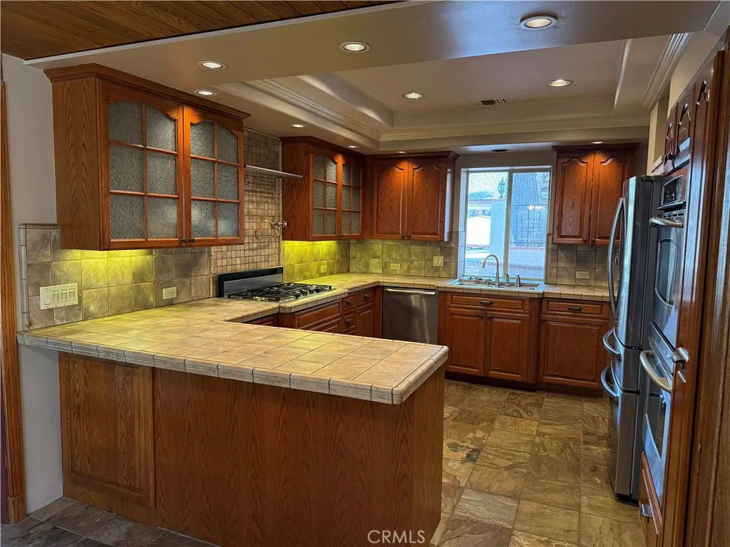 https://cdn.realtyfeed.com/cdn/127/306793575/9043bf444b743efbb29779a0cc192d72.webp