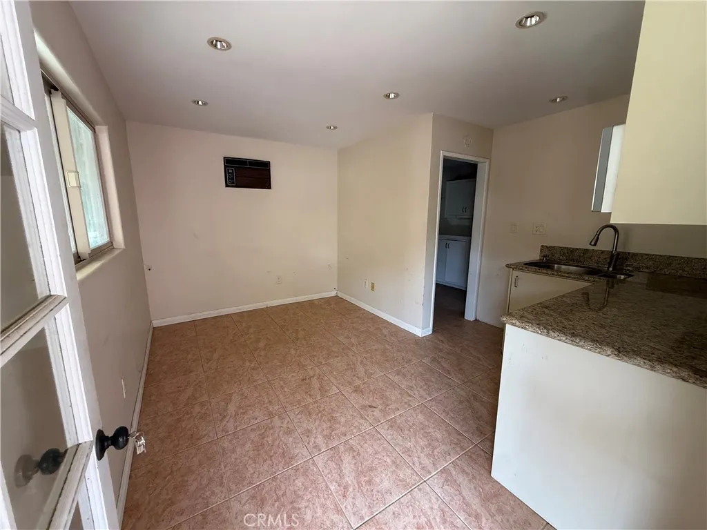 https://cdn.realtyfeed.com/cdn/127/306793575/aa9e14086ceea796456a13ef57dc7344.webp