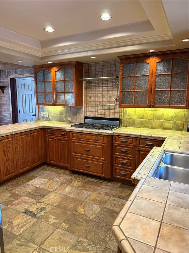 https://cdn.realtyfeed.com/cdn/127/306793575/c06d99efd840e2ed7514824d6197bd95.webp