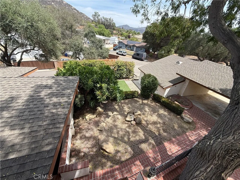 https://cdn.realtyfeed.com/cdn/127/306793575/e594c729ffd5ffe41b6a67256b8b7cbf.webp