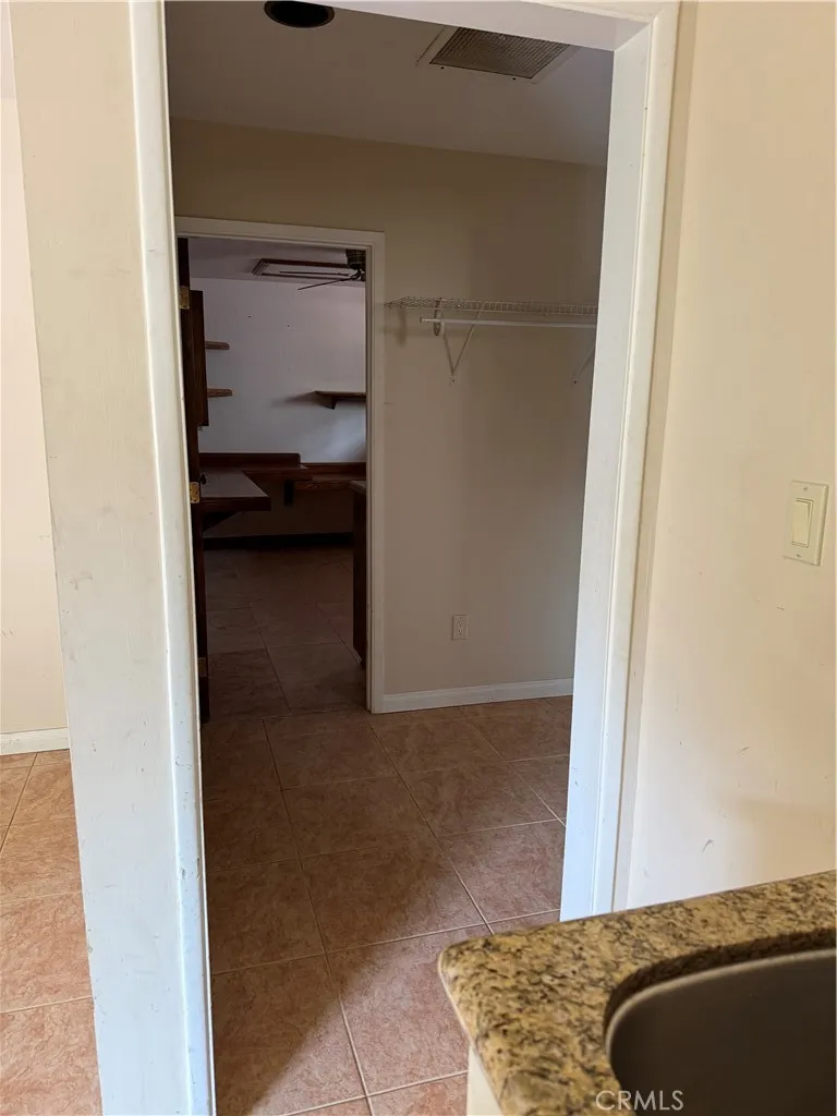 https://cdn.realtyfeed.com/cdn/127/306793575/ff547de1b3a16bb3be13510f70a0f347.webp