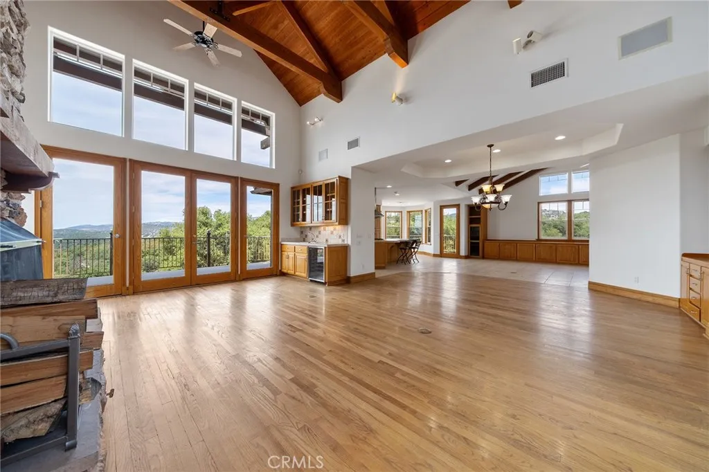 https://cdn.realtyfeed.com/cdn/127/306793584/194dd84eb4dcc4e0f5dda3ac71c18f0f.webp