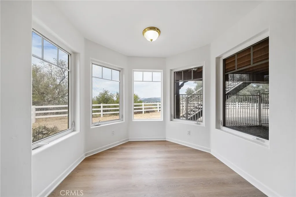 https://cdn.realtyfeed.com/cdn/127/306793584/8b197779f67744039627f00125556a19.webp