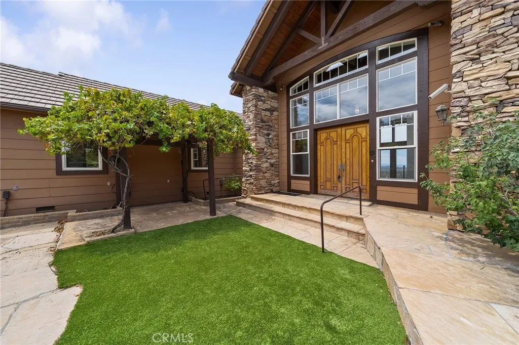 https://cdn.realtyfeed.com/cdn/127/306793584/e8b216e15c453c9b62153f6bccb83bd4.webp