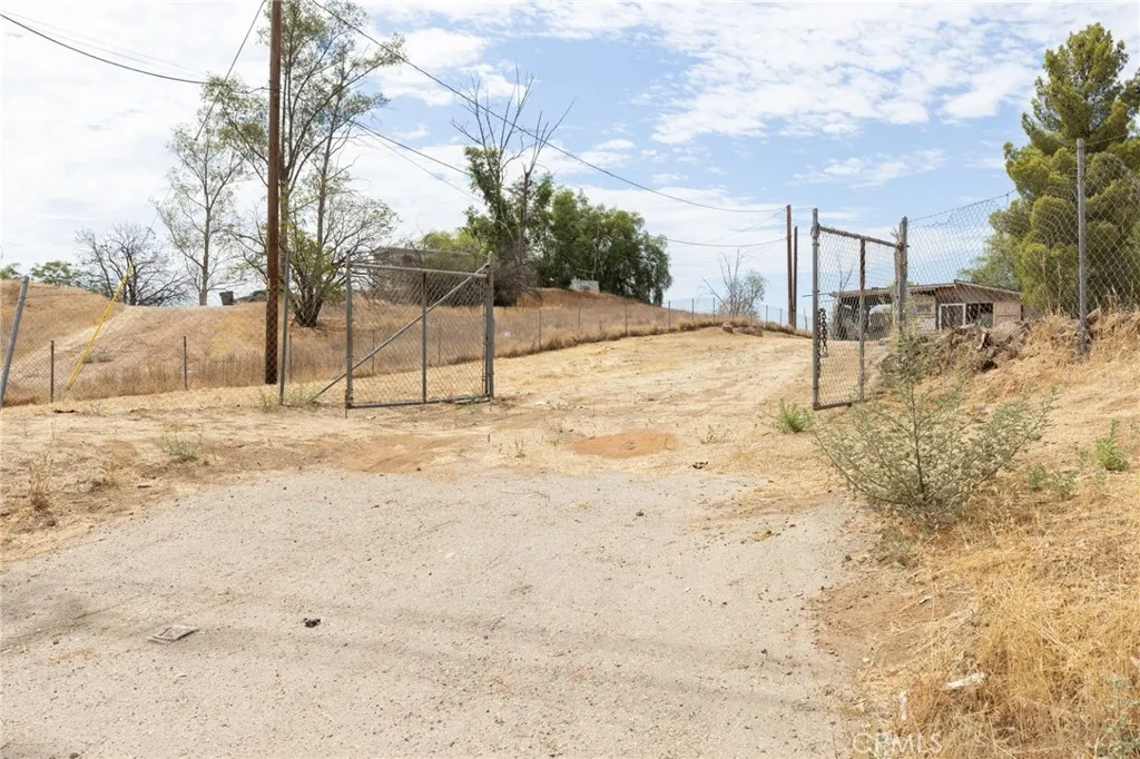 21639 Ellis, Perris, CA 92572 - Photo 4 of 40, Perris, CA
