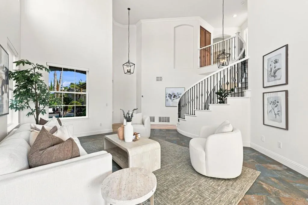 https://cdn.realtyfeed.com/cdn/127/306793713/353b840abece24e720bed985f2f27f70.webp