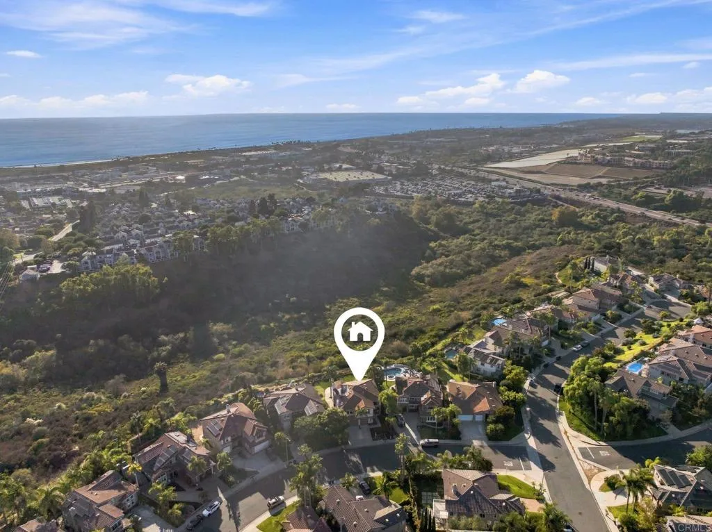 https://cdn.realtyfeed.com/cdn/127/306793713/93b33b6d000b068b61e76aef61135f12.webp