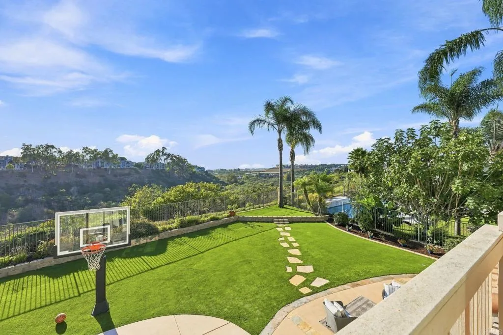 https://cdn.realtyfeed.com/cdn/127/306793713/9e7d075e3063a8c4bef265799f3c07f1.webp