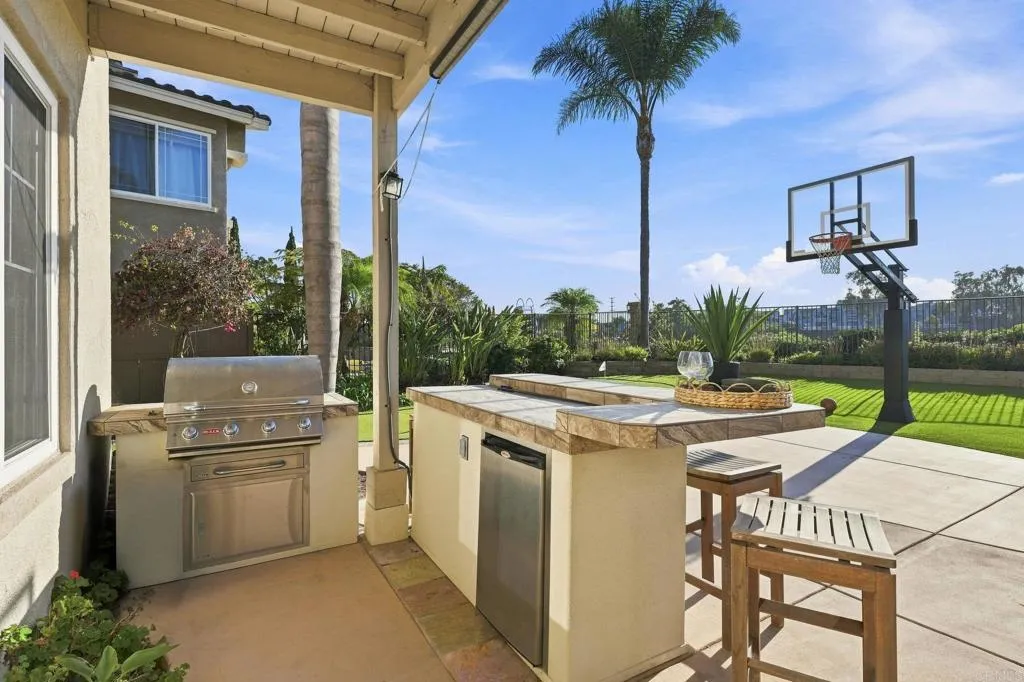 https://cdn.realtyfeed.com/cdn/127/306793713/baa2315fad0b6254f390cade567eccf9.webp