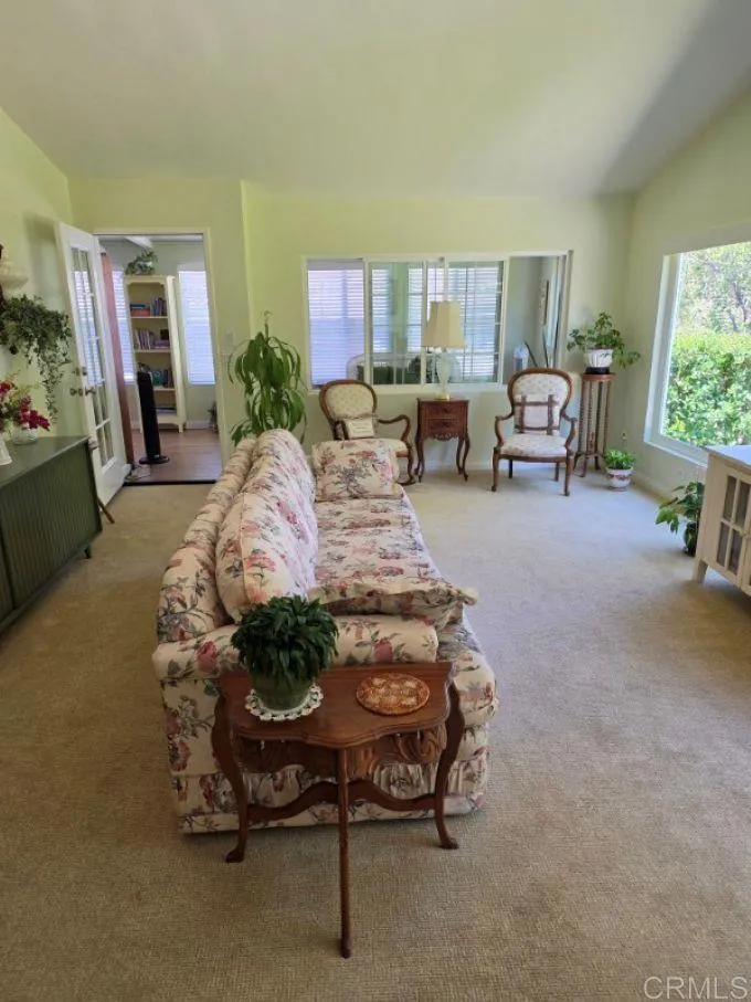 https://cdn.realtyfeed.com/cdn/127/306793738/5e4450ca6cd76550126b8d58b4ff9ec5.webp