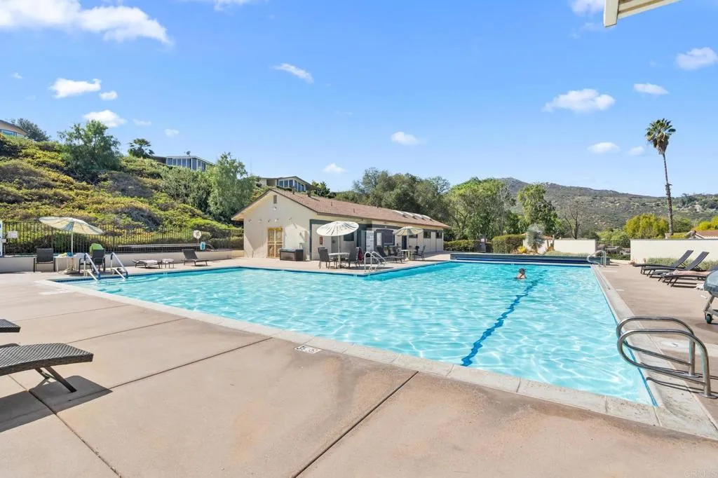https://cdn.realtyfeed.com/cdn/127/306793738/9219ed1c9555ffe96ef37401f6ab1bf0.webp