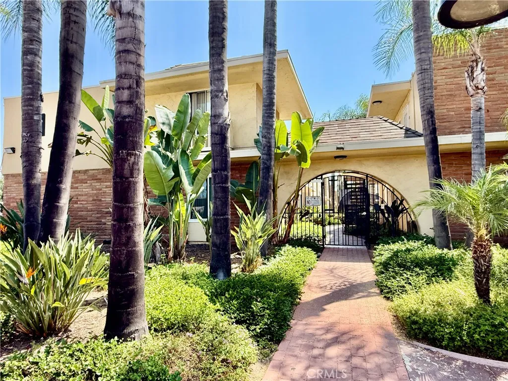 https://cdn.realtyfeed.com/cdn/127/306793753/32e4d29c897226baf94295daef39e08c.webp