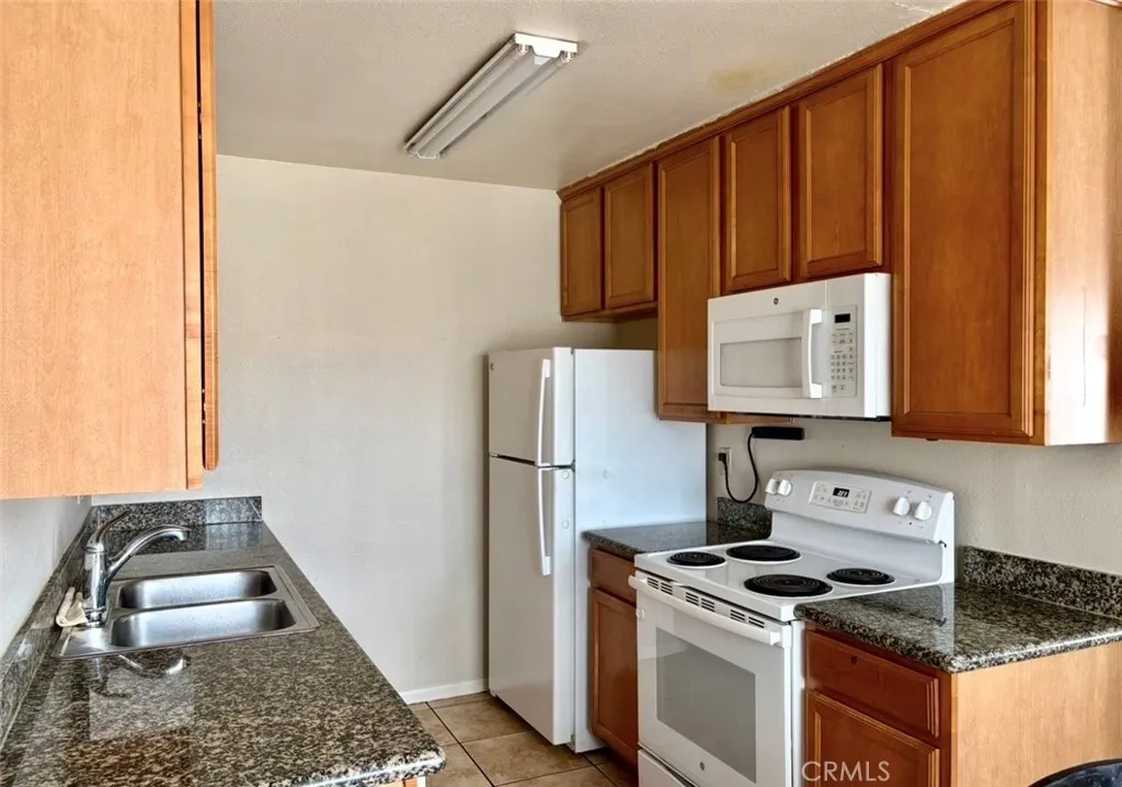 https://cdn.realtyfeed.com/cdn/127/306793753/8796b4e8d157c290110fa56699d7c723.webp