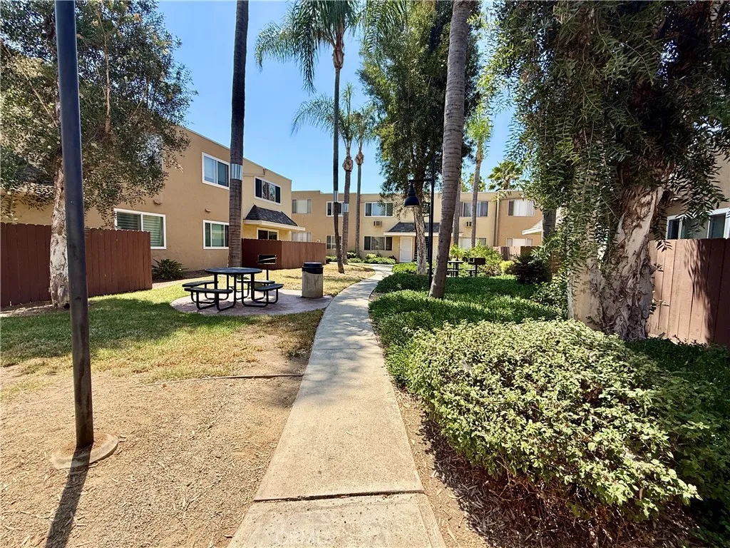 https://cdn.realtyfeed.com/cdn/127/306793753/aa6488e6894ec881d8d8c4201ec696eb.webp