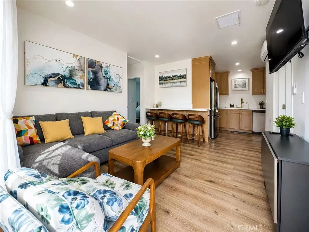 Glendora, CA 91740