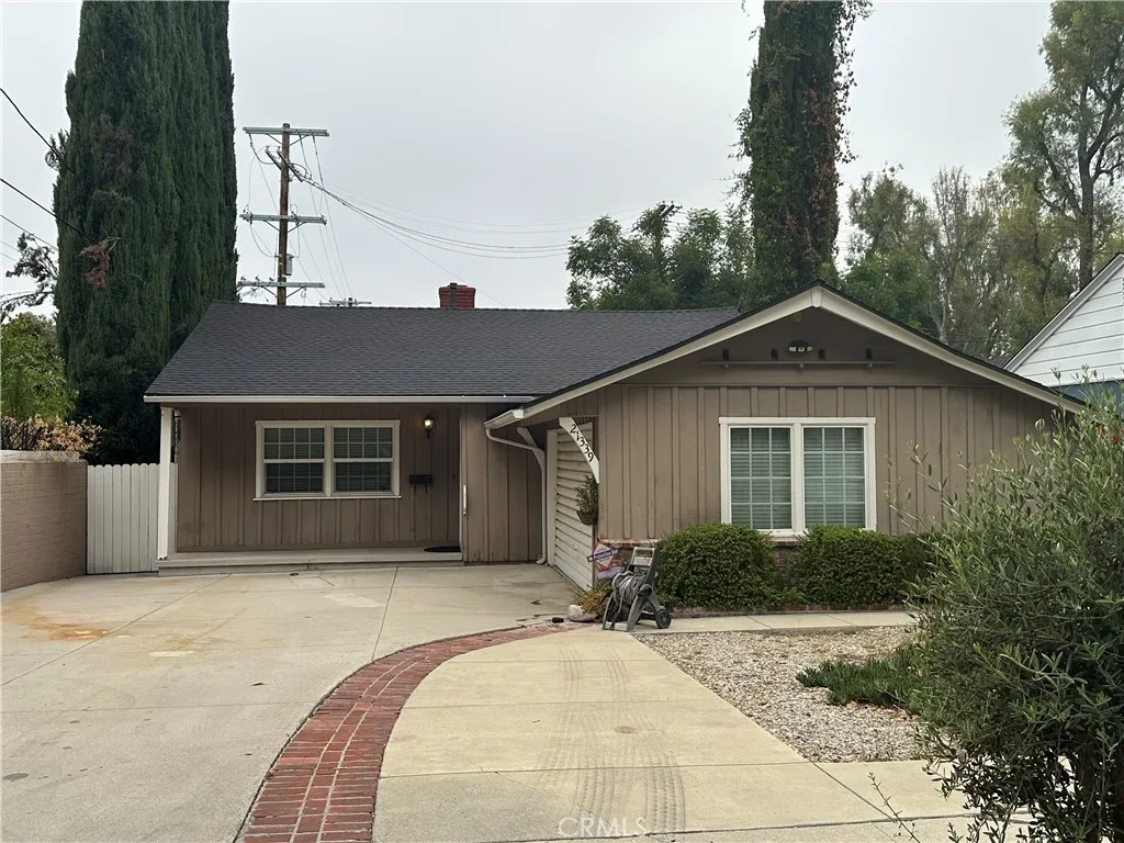 Woodland Hills, CA 91364