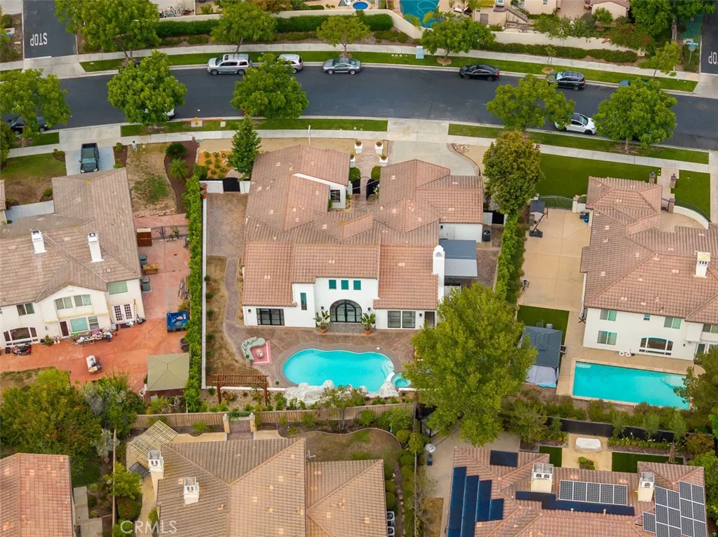 https://cdn.realtyfeed.com/cdn/127/306793897/4ccdd40faeaa346ebde77dd3edb6abfc.webp