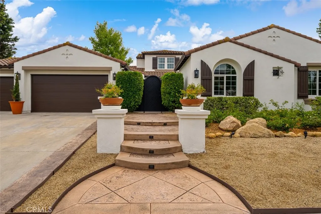 https://cdn.realtyfeed.com/cdn/127/306793897/652c42bbf0d056783d963943bdc7f680.webp