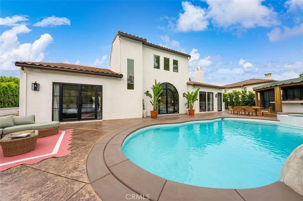 https://cdn.realtyfeed.com/cdn/127/306793897/7b9f8c34d807fd5a8ef437a142e3c0f2.webp