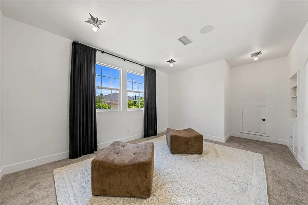 https://cdn.realtyfeed.com/cdn/127/306793897/b2f2c2364e6dea7f7caad77db5216b8c.webp