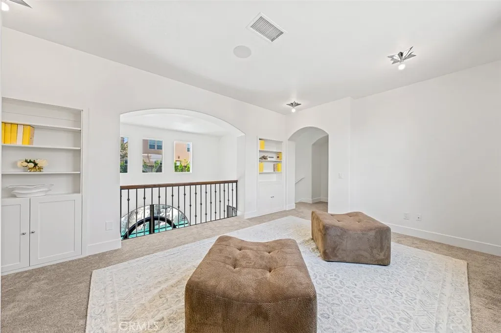 https://cdn.realtyfeed.com/cdn/127/306793897/dc80ebe94d149da818071e4b864ed894.webp