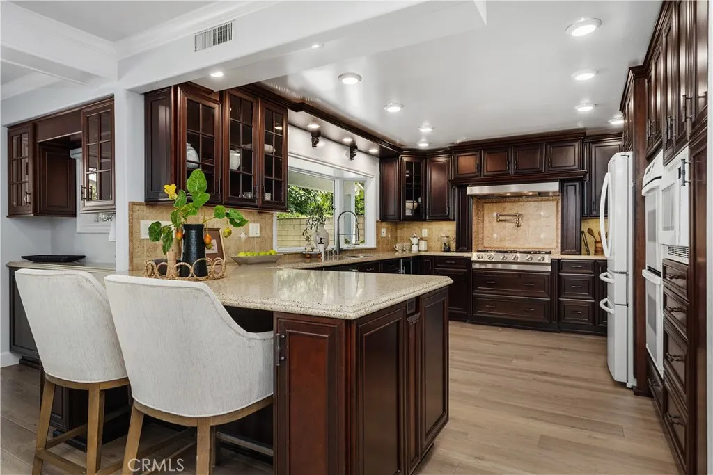 Tustin, CA 92780