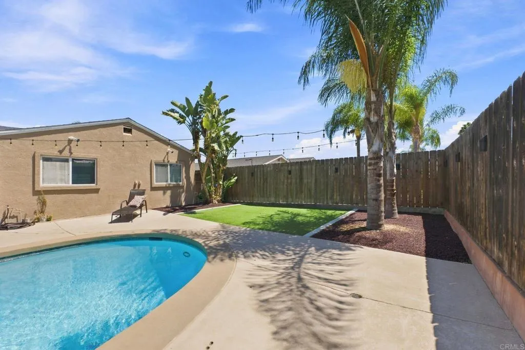 https://cdn.realtyfeed.com/cdn/127/306793985/5ba53486d4753671528adc0f71540cdd.webp