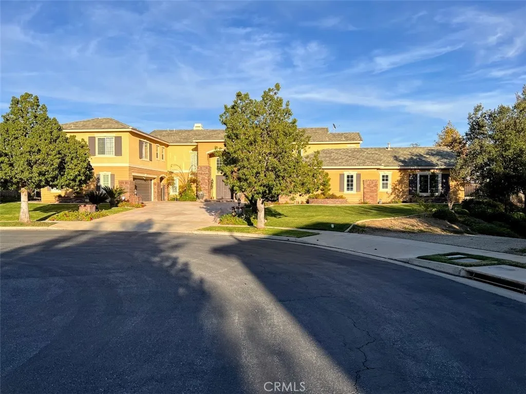 Corona, CA 92881