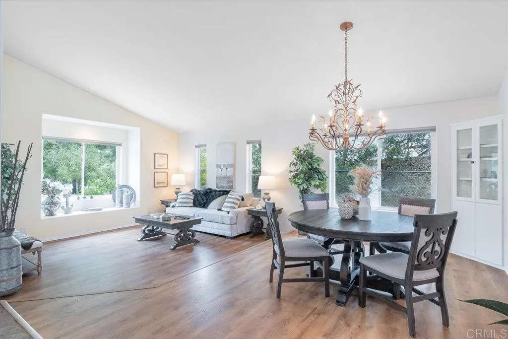 https://cdn.realtyfeed.com/cdn/127/306794199/6e915ca7e6dc3c6b6572d036e605cf49.webp