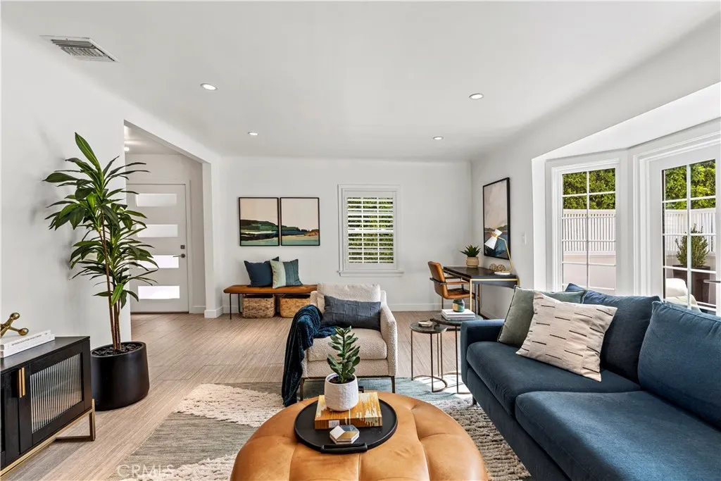 West Hollywood, CA 90069