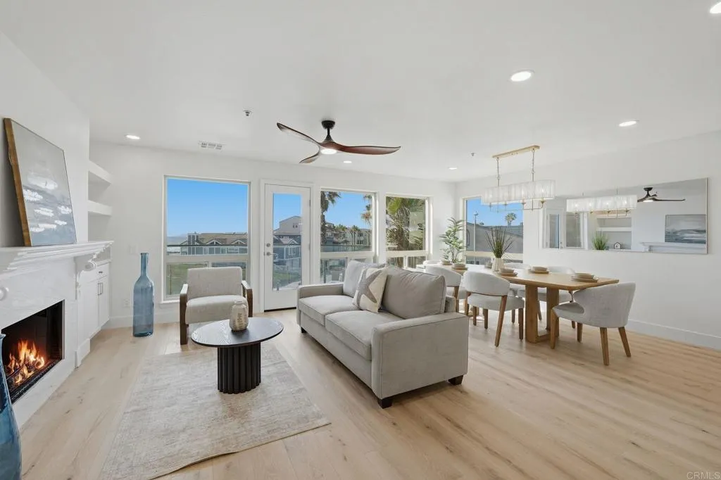 714 Seacoast Drive Unit 216, Imperial Beach, CA 91932 - Main photo, Imperial Beach, CA