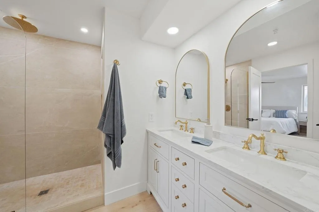 Photo #24: PTP2606272 Listing: Photo #24