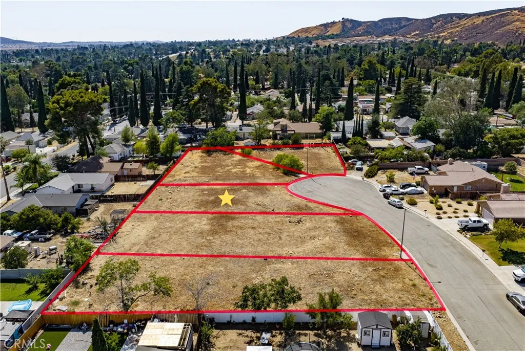 Banning, CA 92220