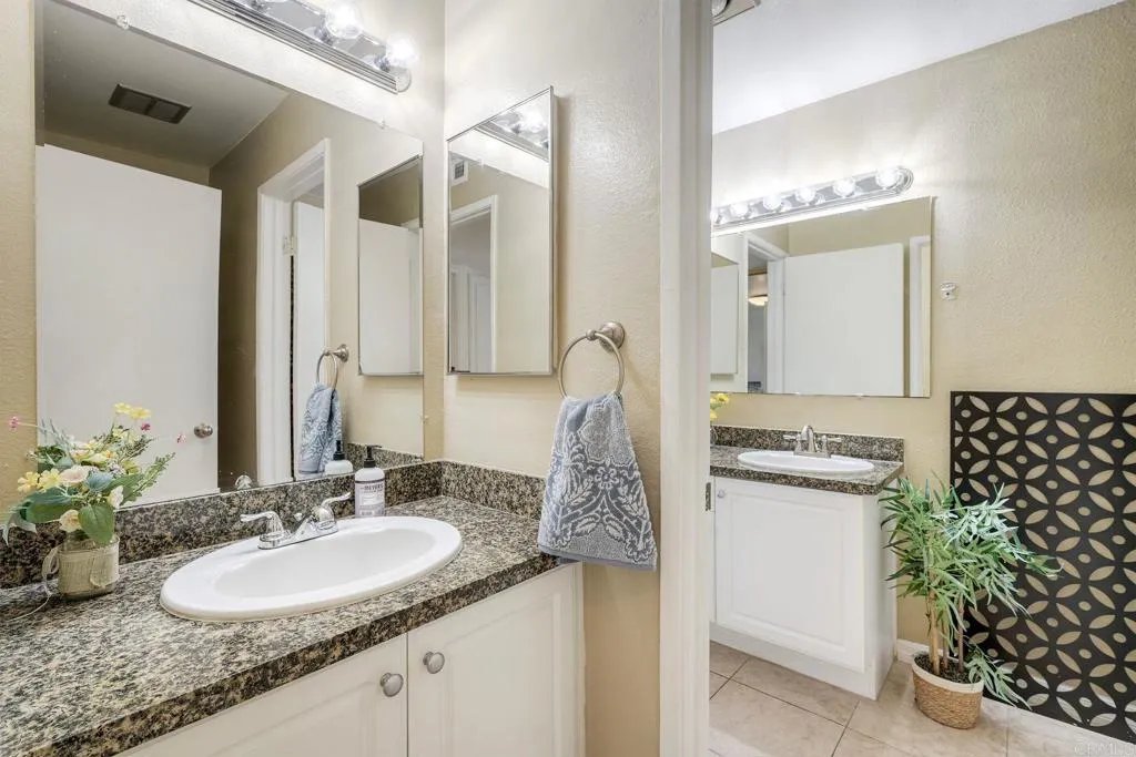 17093 W Bernardo Dr. Unit 106, Rancho Bernardo (San Diego), CA 92127 - Main photo, Rancho Bernardo (san Diego), CA