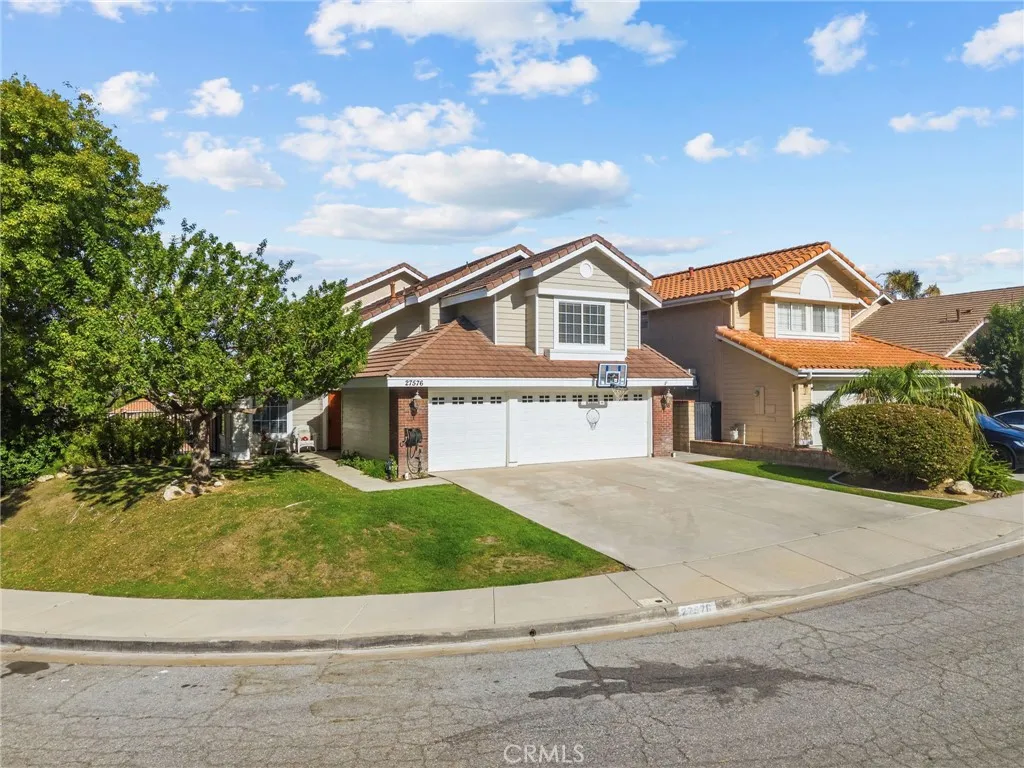 Saugus, CA 91350