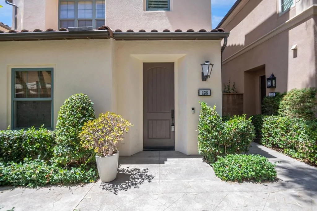 Irvine, CA 92618