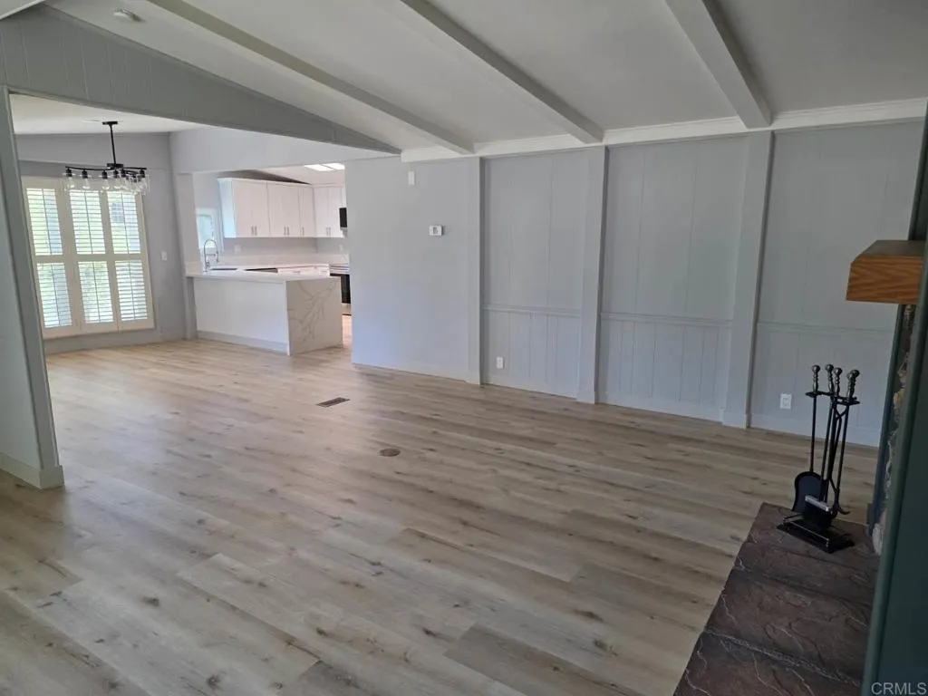 https://cdn.realtyfeed.com/cdn/127/306794449/bcca14c9409c31f6cb83f62c13e05998.webp