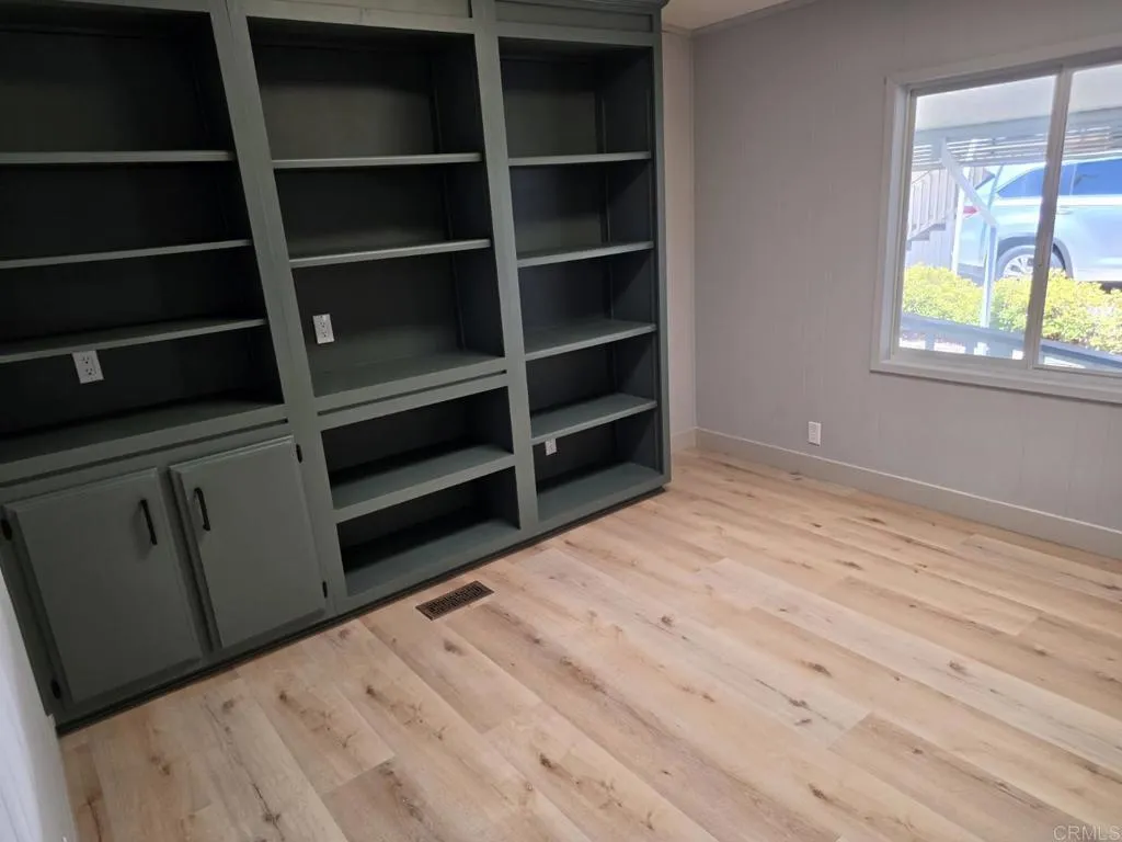 https://cdn.realtyfeed.com/cdn/127/306794449/fe69c513f06067fa169a7585de90fb0d.webp