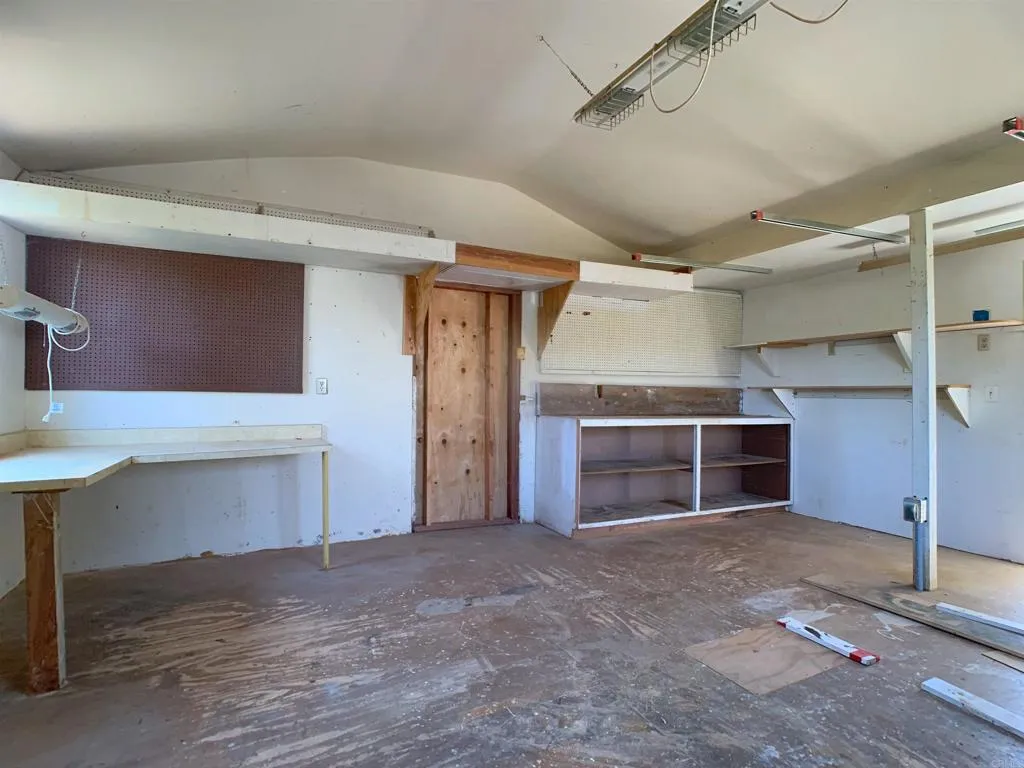 https://cdn.realtyfeed.com/cdn/127/306794494/da95f6ffebd2eb524889b9de9ad96335.webp