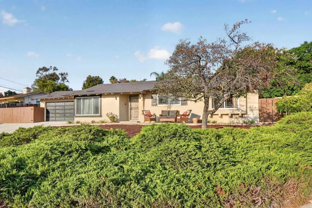 158 Lynmar Lane Lane, Vista, CA 92084 - Photo 4 of 48, Vista, CA