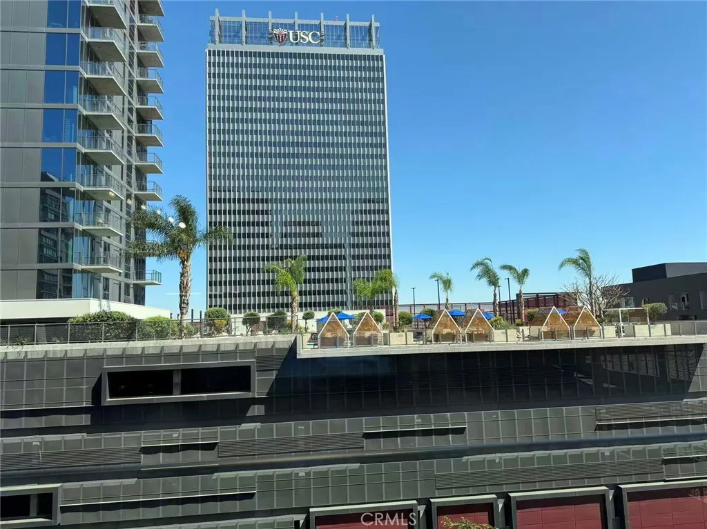 Los Angeles, CA 90015