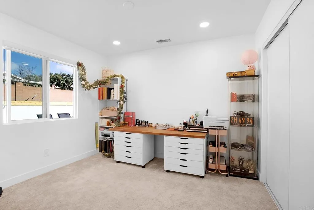 https://cdn.realtyfeed.com/cdn/127/306794730/dd15c2f84ce56bedb3c3ba6f1ef71f8a.webp