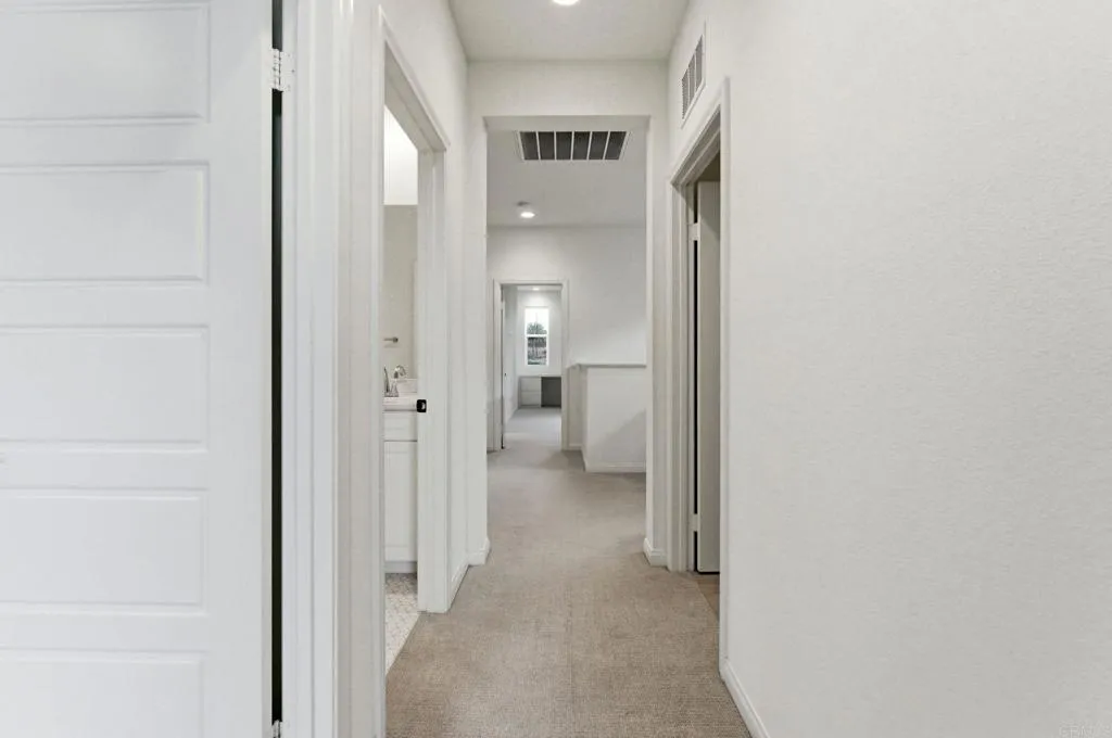 https://cdn.realtyfeed.com/cdn/127/306794743/5917e5455399527ae1aa5b7fcbc2e10b.webp
