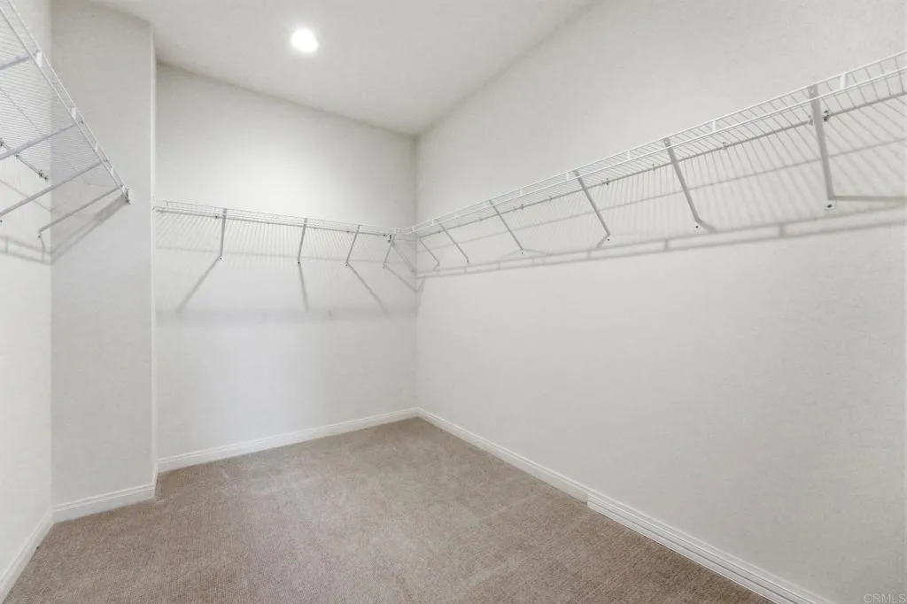 https://cdn.realtyfeed.com/cdn/127/306794743/a0607847232d817a31e224285ee463a0.webp