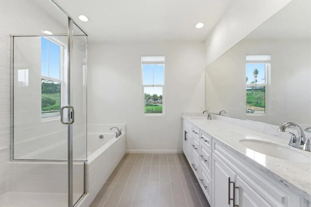 https://cdn.realtyfeed.com/cdn/127/306794743/b2eb583cefea71eda924a70bc6a9e8fb.webp