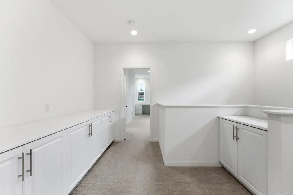 https://cdn.realtyfeed.com/cdn/127/306794743/fa8fc2eb1df5152b6b8e20d1ca8e0b34.webp