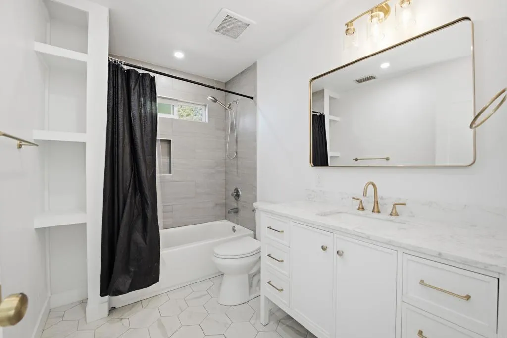 https://cdn.realtyfeed.com/cdn/127/306794792/e22d0771f77d97fd212b09d722d4552a.webp