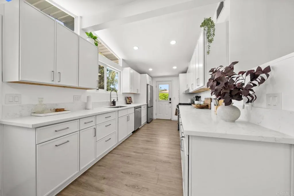 https://cdn.realtyfeed.com/cdn/127/306794864/096401ae8fb83e3cf111e949e4d24142.webp