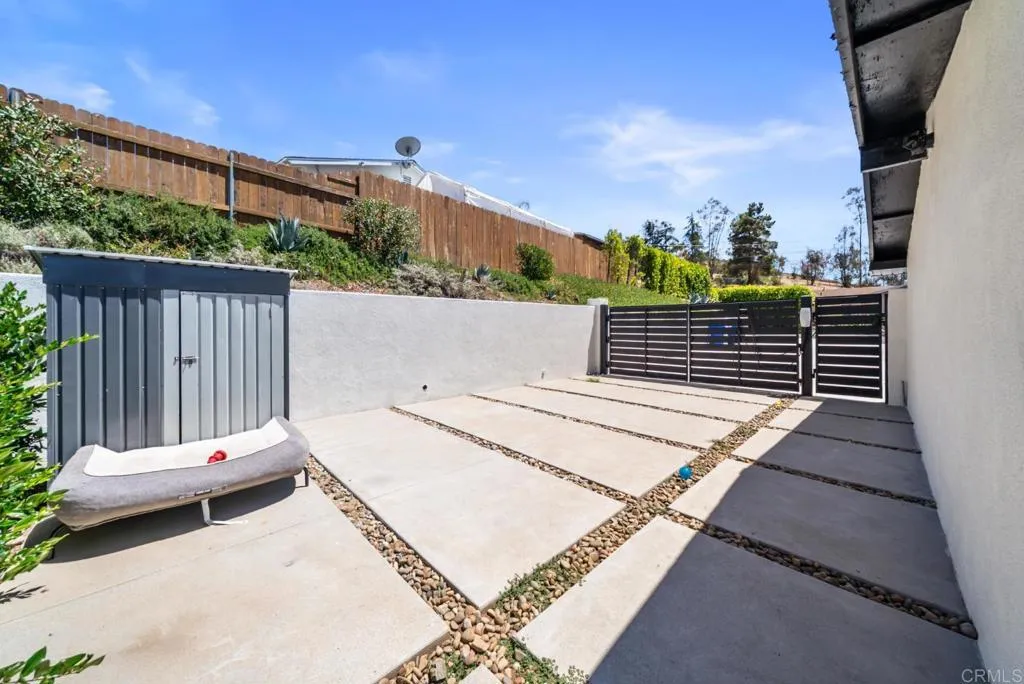 https://cdn.realtyfeed.com/cdn/127/306794864/15a2bf69fc5acdb9d738165219d73527.webp