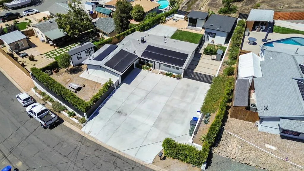 https://cdn.realtyfeed.com/cdn/127/306794864/36ef7c1db229177ec6e469c8a80b3cb8.webp